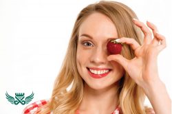 ناخن چیست2 250x166 - آموزش فرنچ ناخن + طرح‌های فرنچ